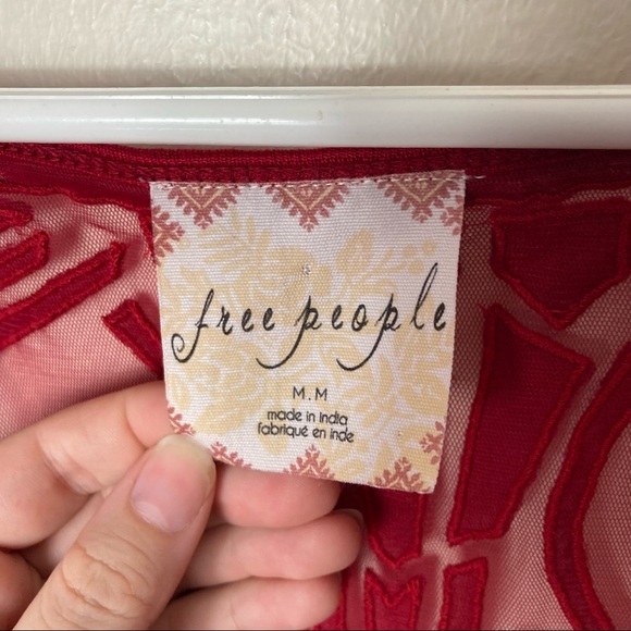 Free people gatsby red sheer lace shoulder long sleeve top M - Picture 9 of 12